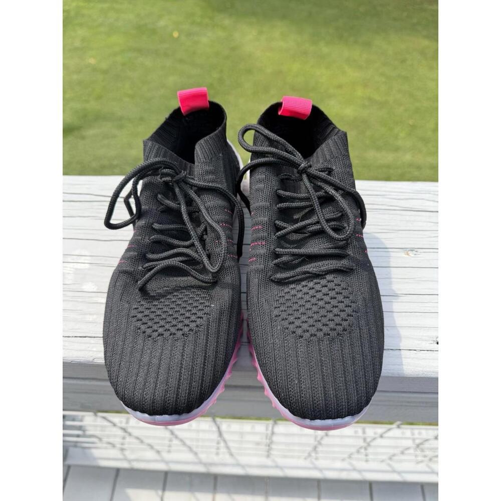 Danskin Positive lace-up sneaker with two toned upper and contrast trim.